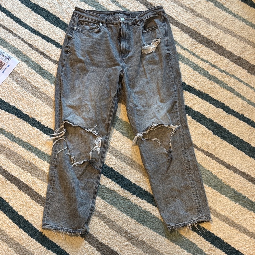 American Eagle Outfitters Distressed Gray Jeans